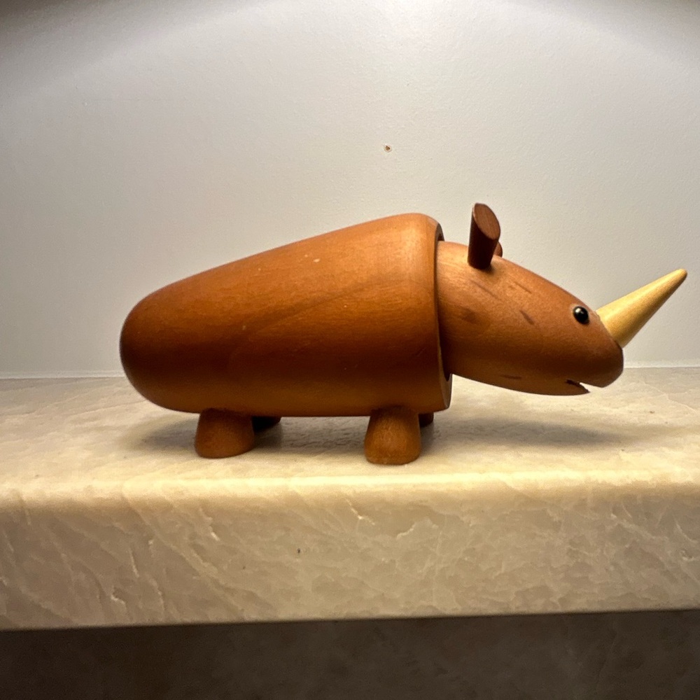 Senshukai Royal Pet Wooden Rhino Figure – Vintage Japanese Toy w/ Original Card - Picture 6 of 8
